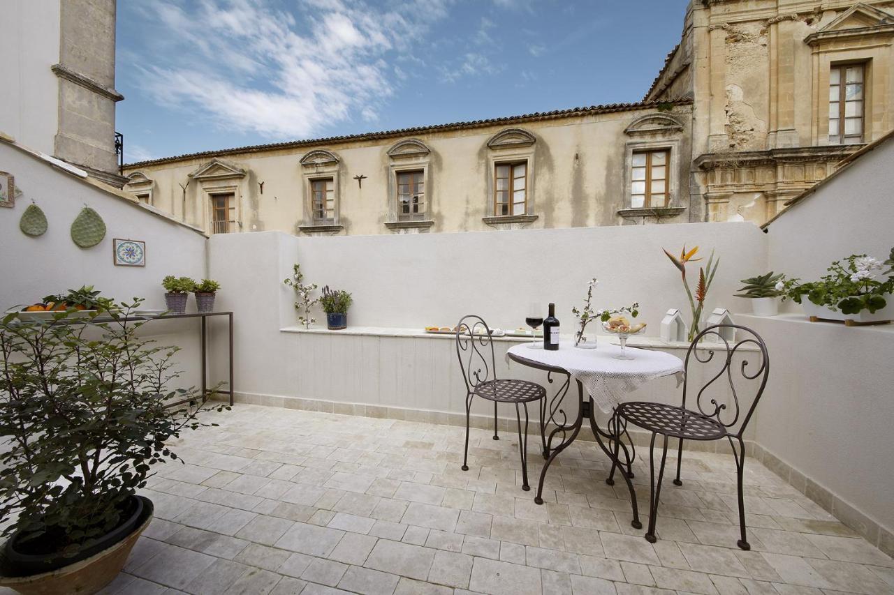 Nicotera Apartment Noto Eksteriør billede